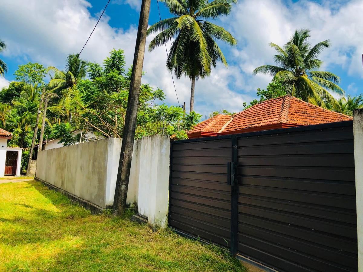 Villa 826 อาฮังกัลลา ภายนอก รูปภาพ